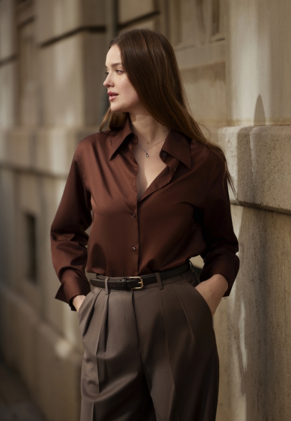 Bawełna i wiskoza satynowa: odkryj sekret wyjątkowego splotu