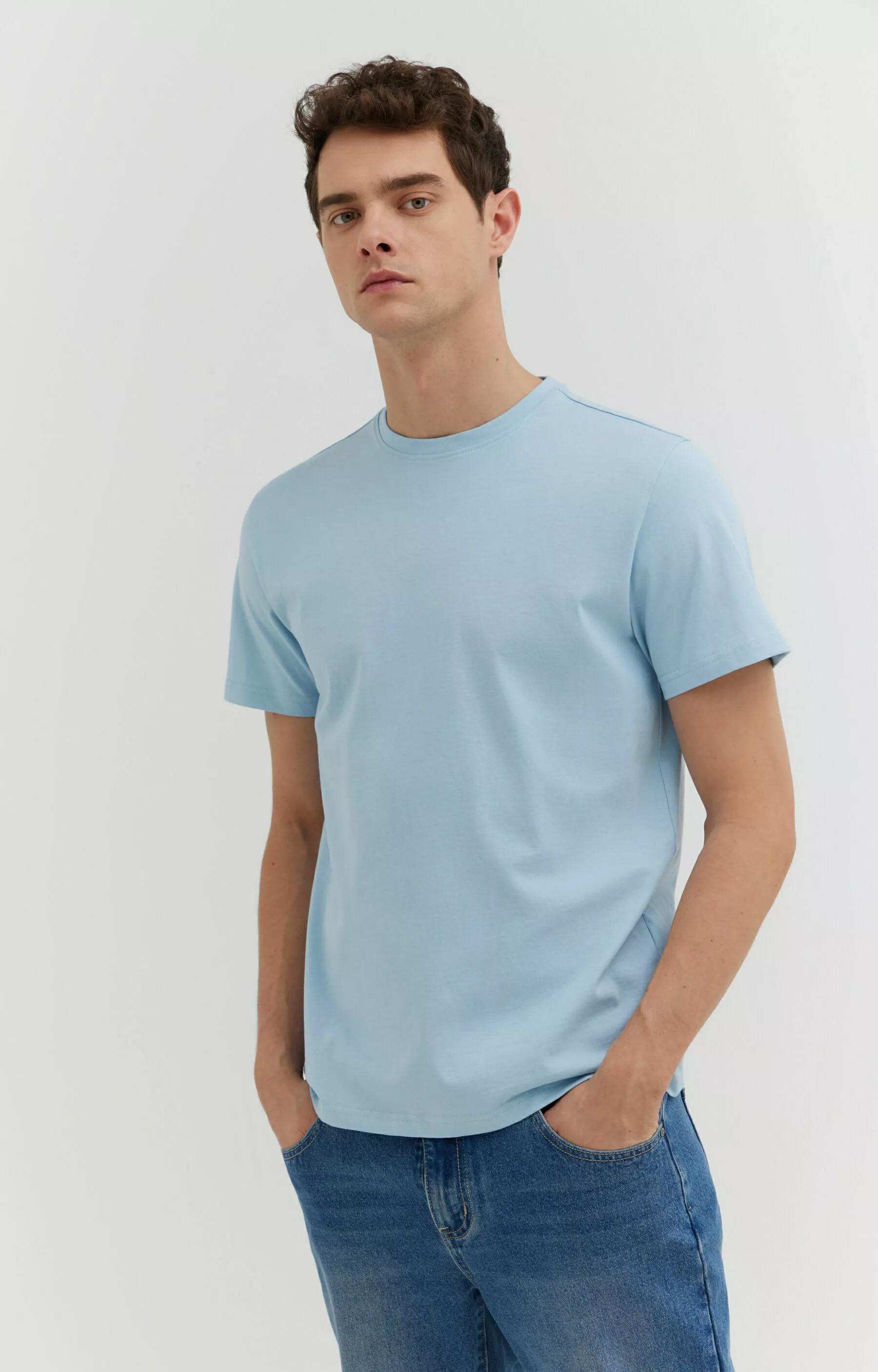 Jasnoniebieski t-shirt WÓLCZANKA | Wólczanka