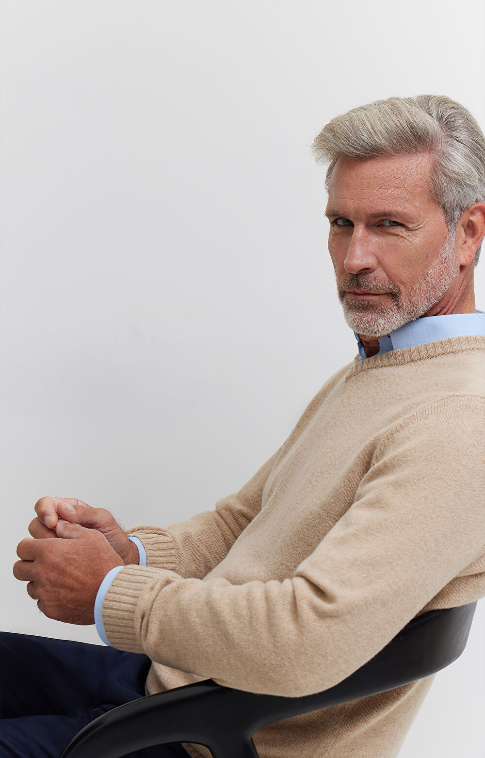 Melanżowy sweter v-neck z wełny - 6