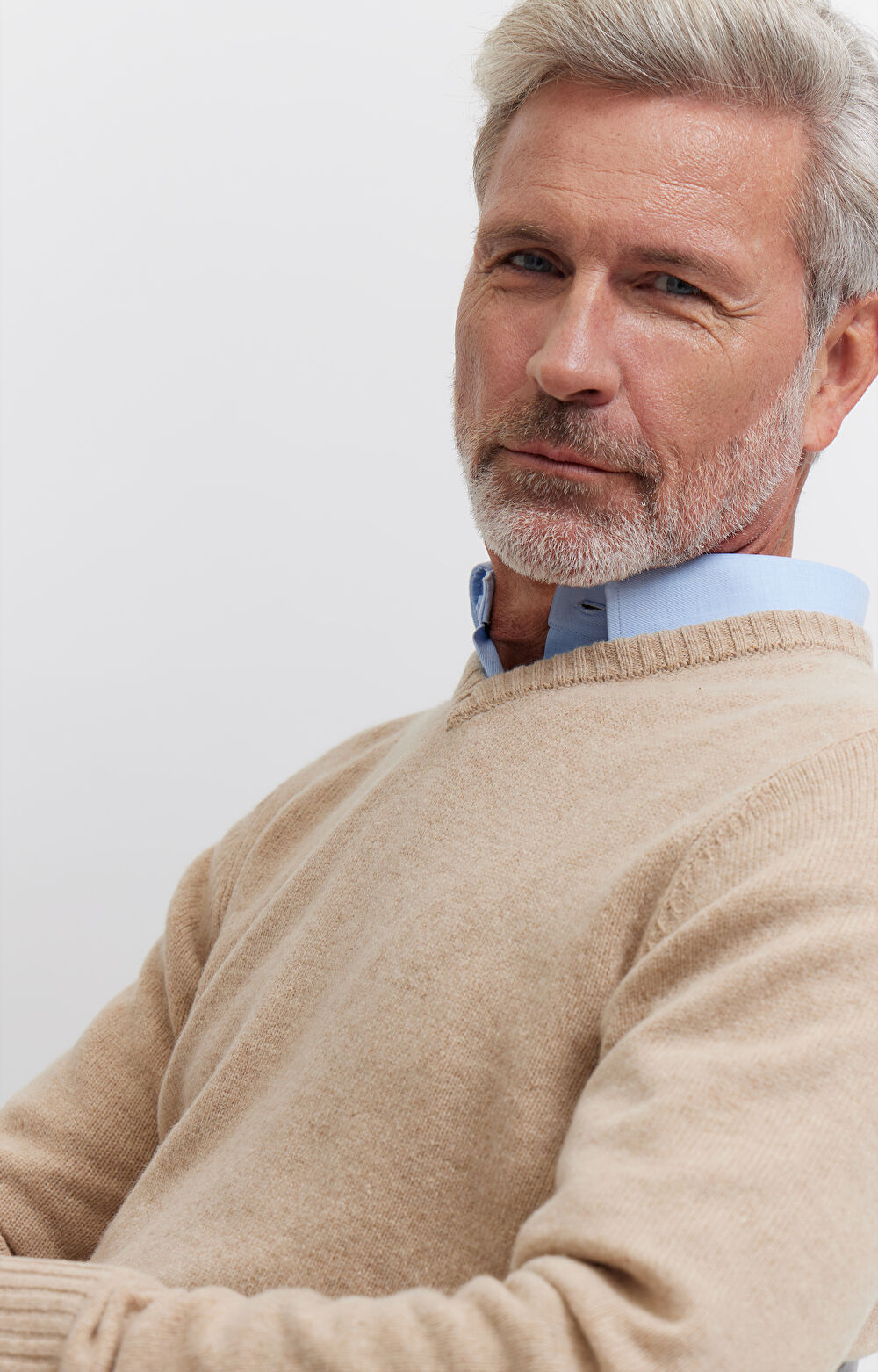 Melanżowy sweter v-neck z wełny - 7