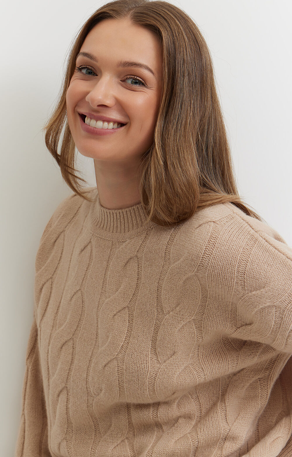 Sweter z wełny merino z warkoczowym splotem - 5