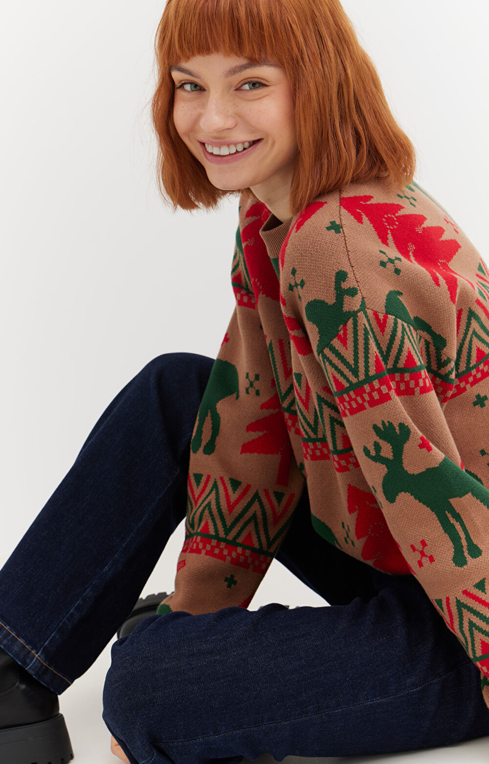 Sweter z bawełny organicznej w świąteczny wzór