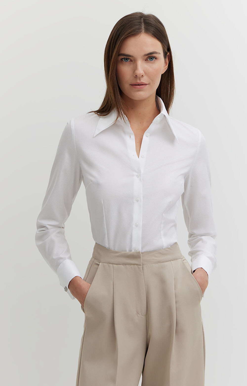 Koszula strukturalny wzór na spinki