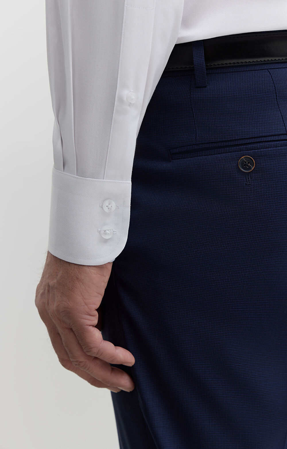 Koszula z diagonalu z kontrastem - 5