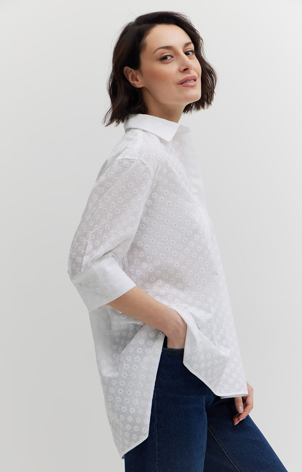 Koszula z kwiatowym haftem - 6