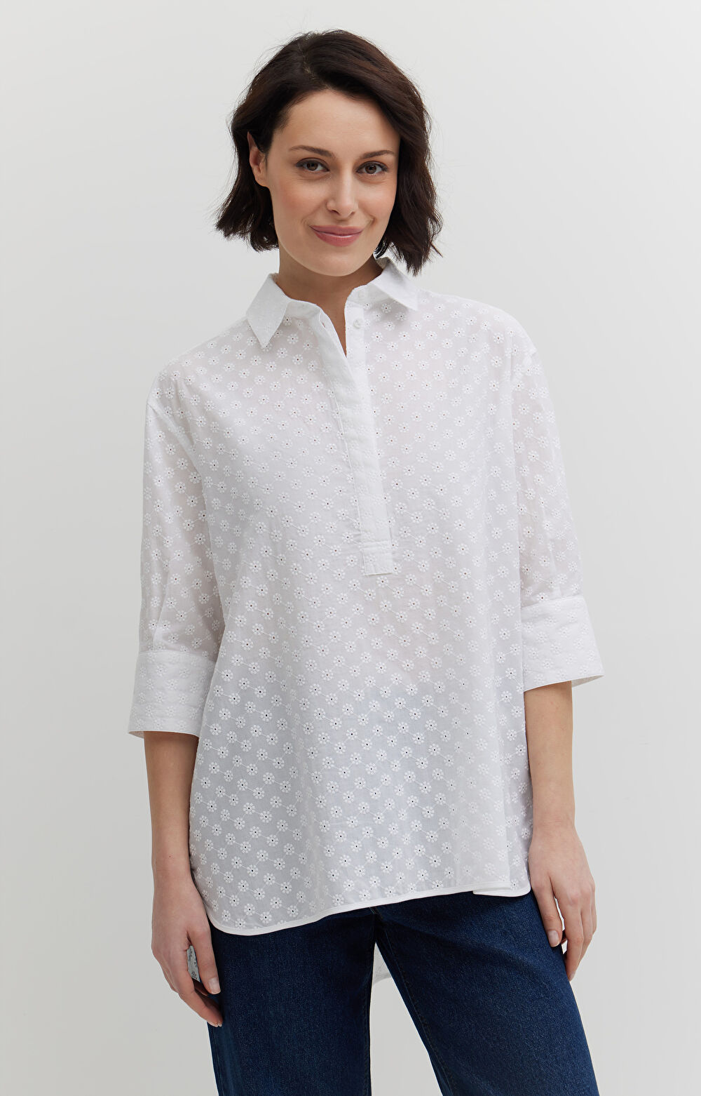 Koszula z kwiatowym haftem - 3