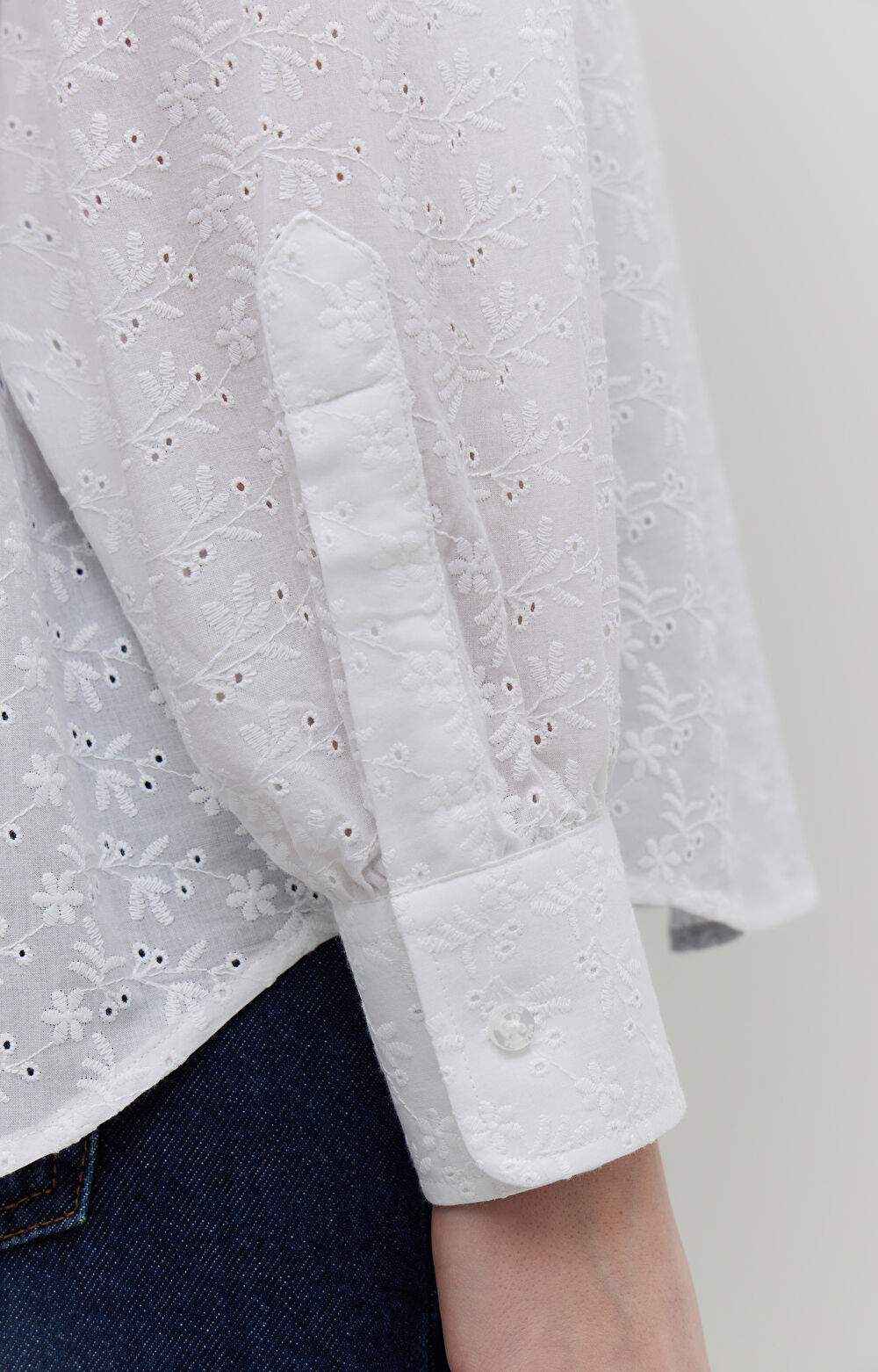 Koszula z haftem - 5