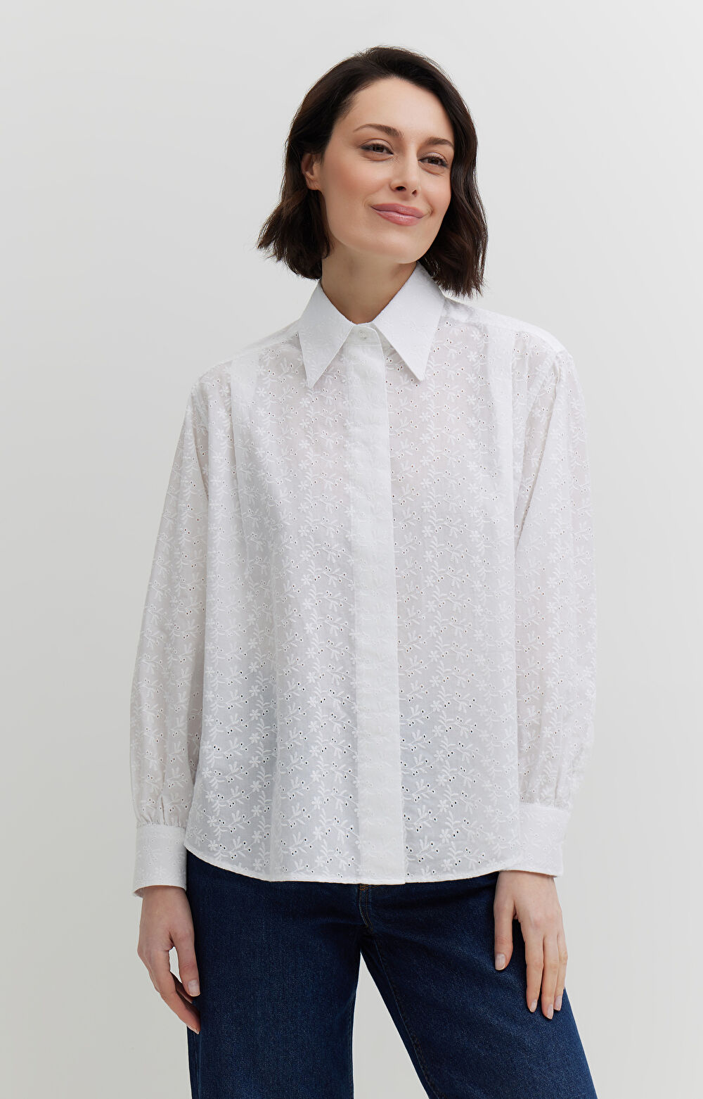 Koszula z haftem - 3