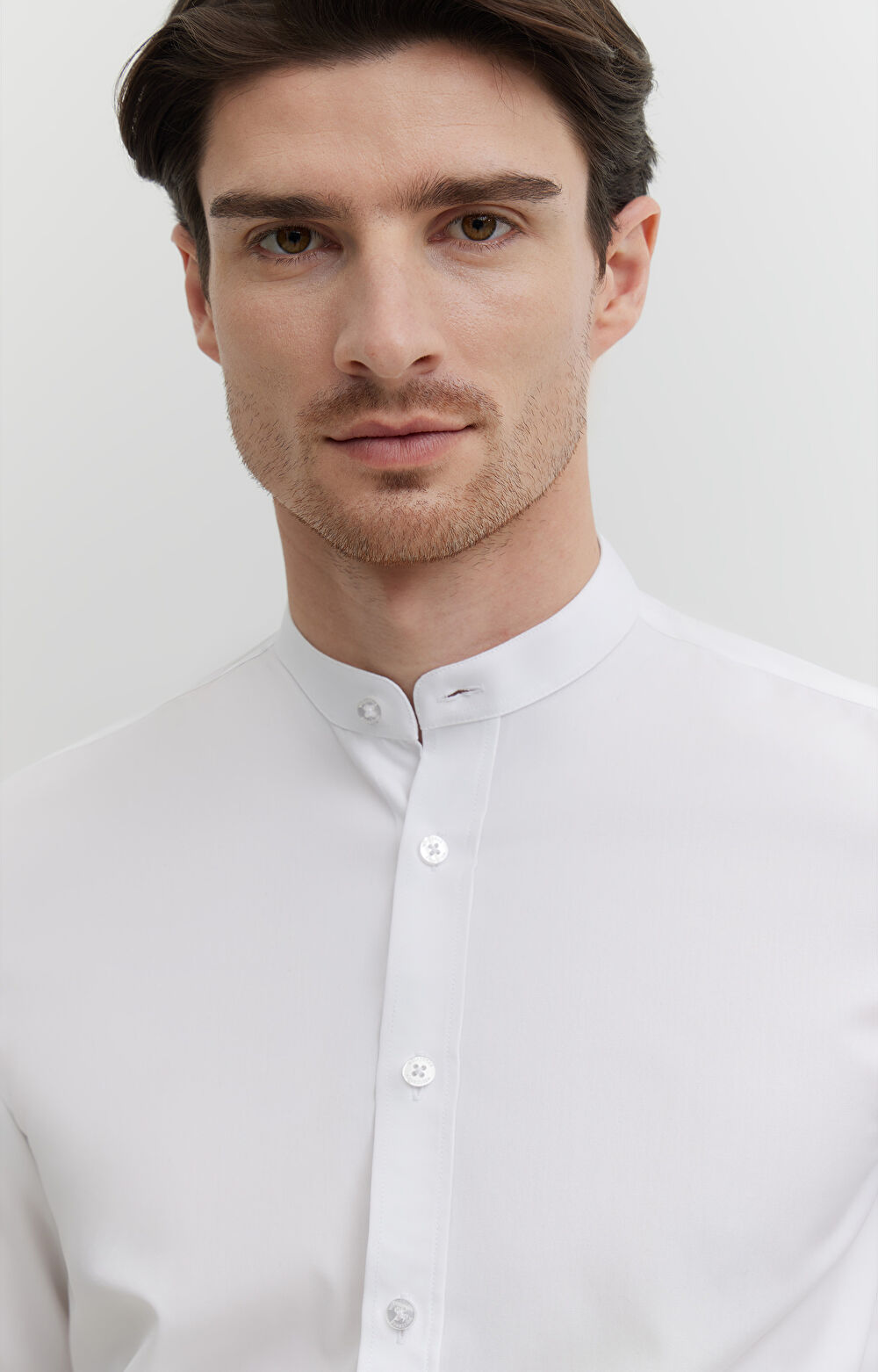 Gładka koszula z popeliny - 6