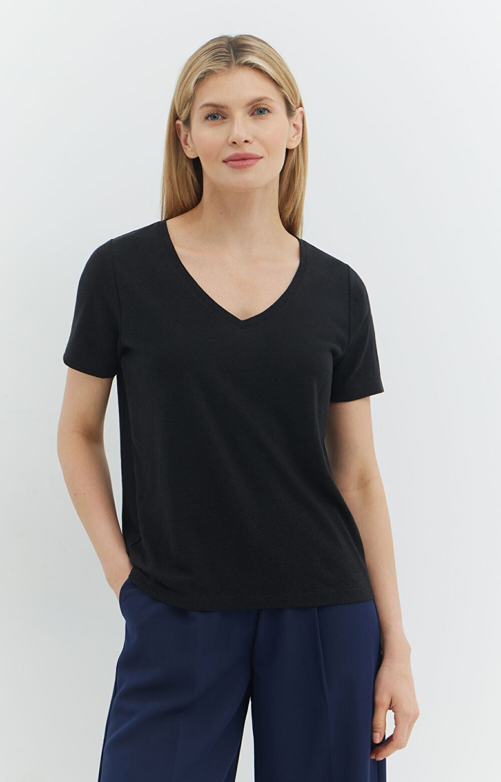 Czarny t-shirt WELL - 3