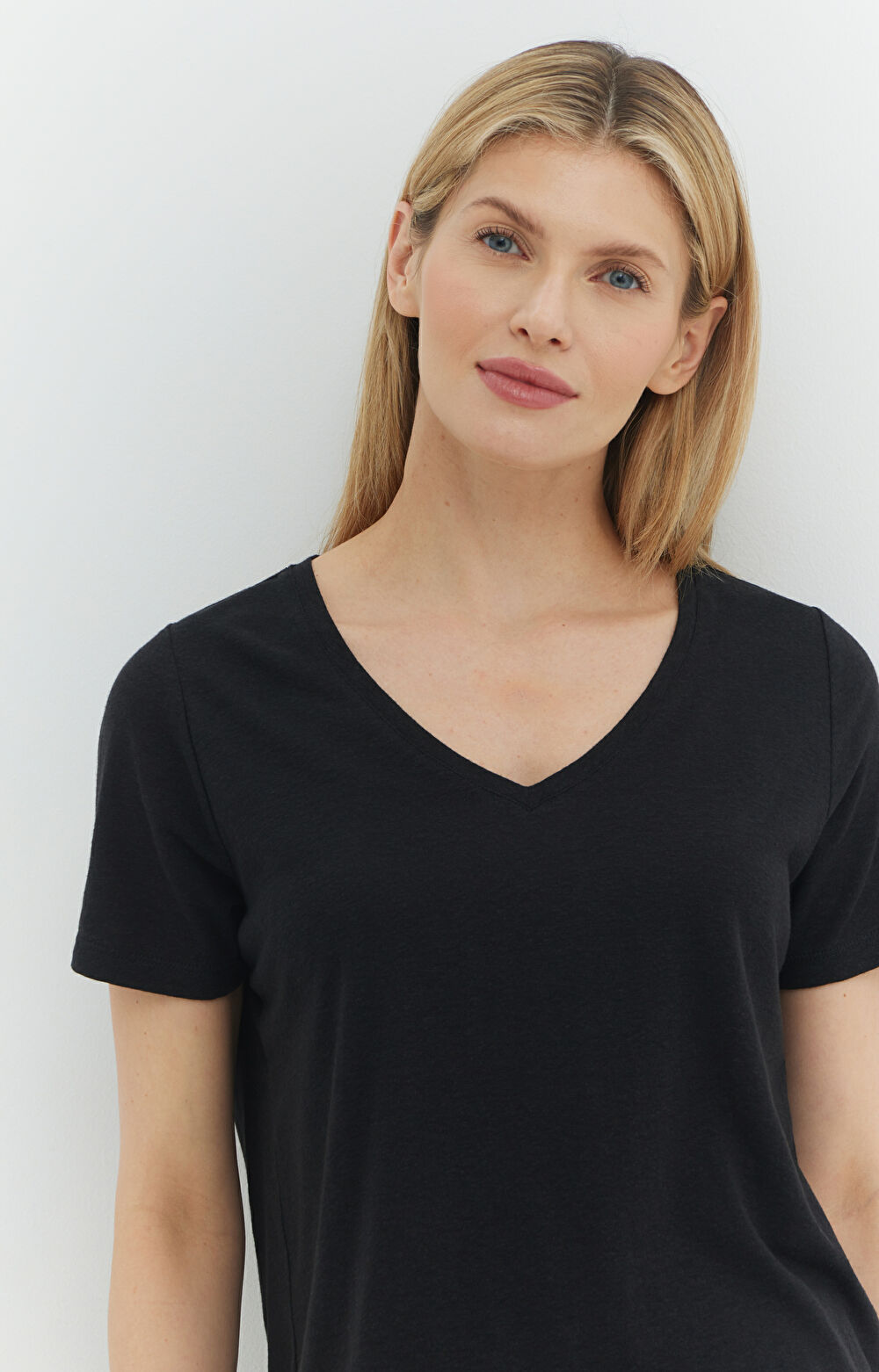 Czarny t-shirt WELL - 4