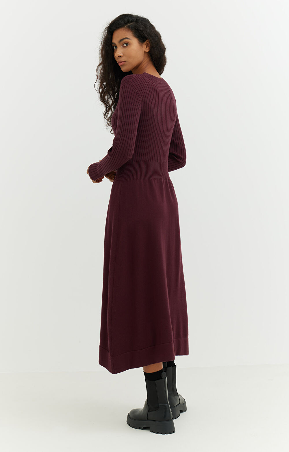 Sukienka midi z wiskozą EcoVero™
