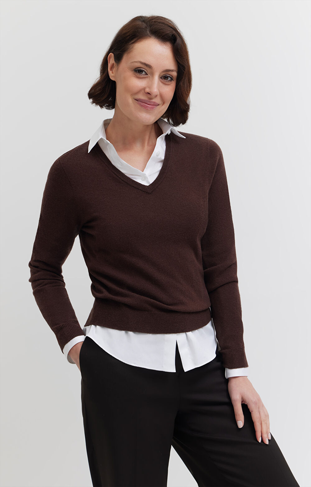 Sweter v-neck z wełny merino - 3