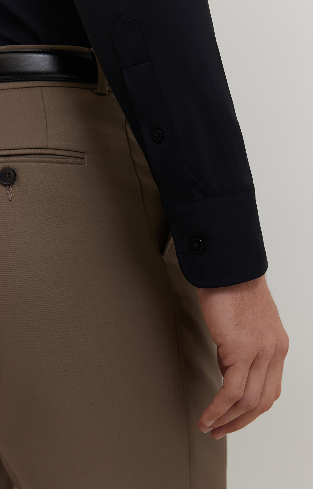 Czarna koszula długi rękaw WÓLCZANKA - 5