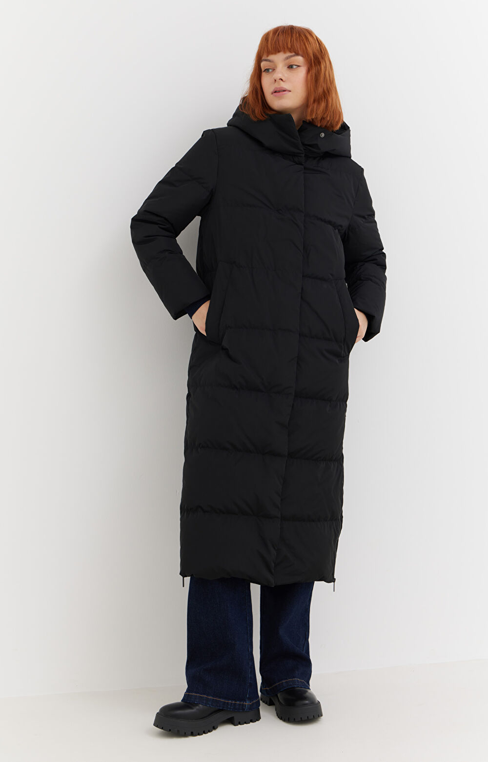 Długa pikowana kurtka z naturalnym puchem