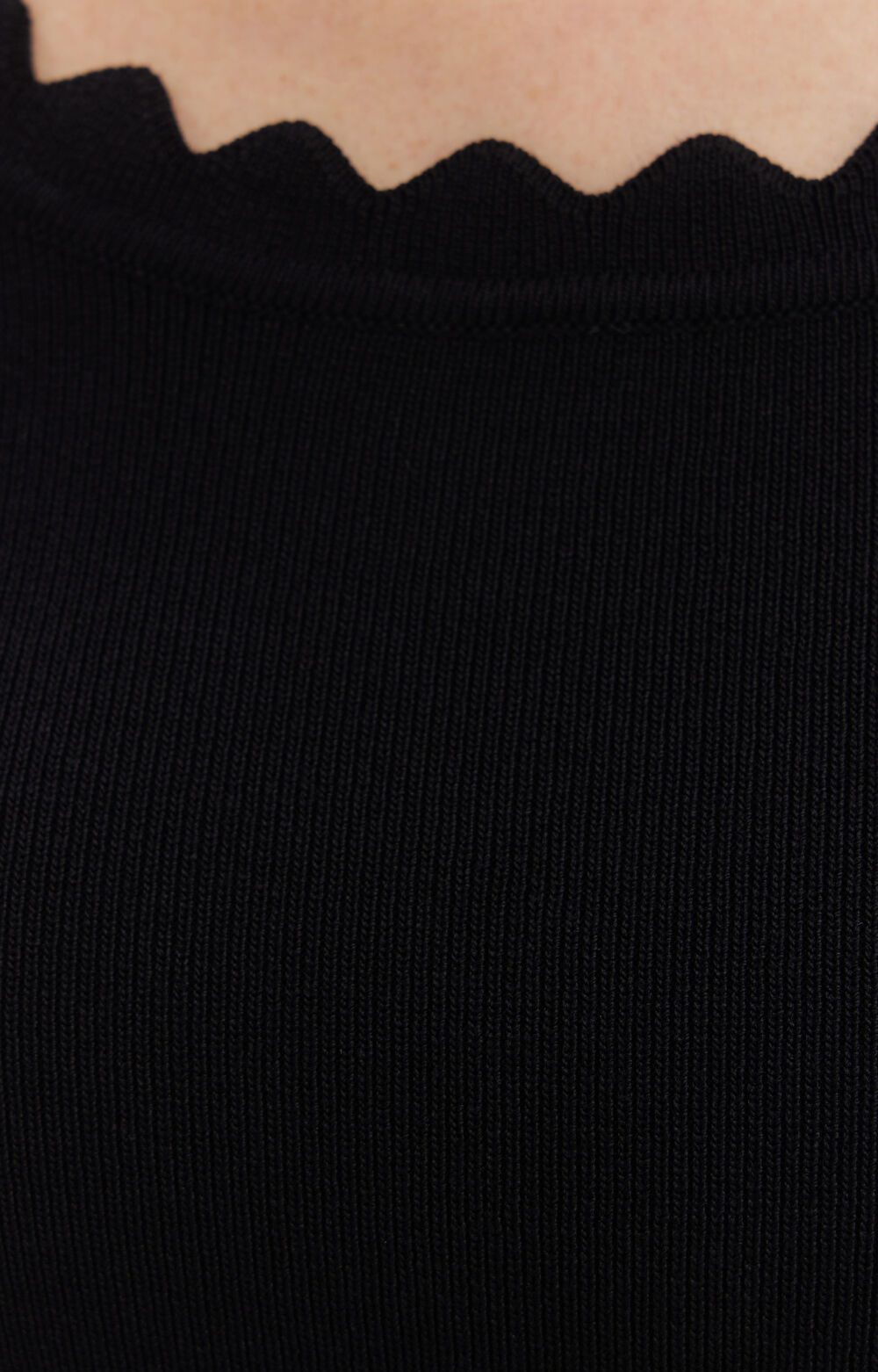 Sweter z wiskozą EcoVero™