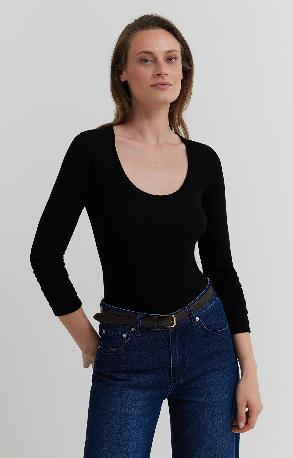 Dopasowany sweter z wełny merino - 2