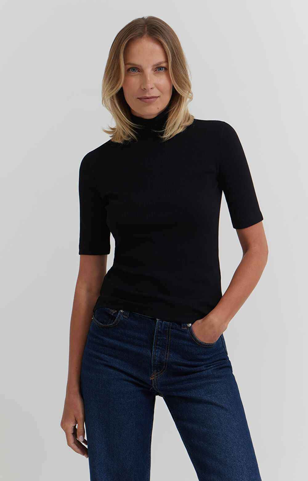 Prążkowany t-shirt - 3