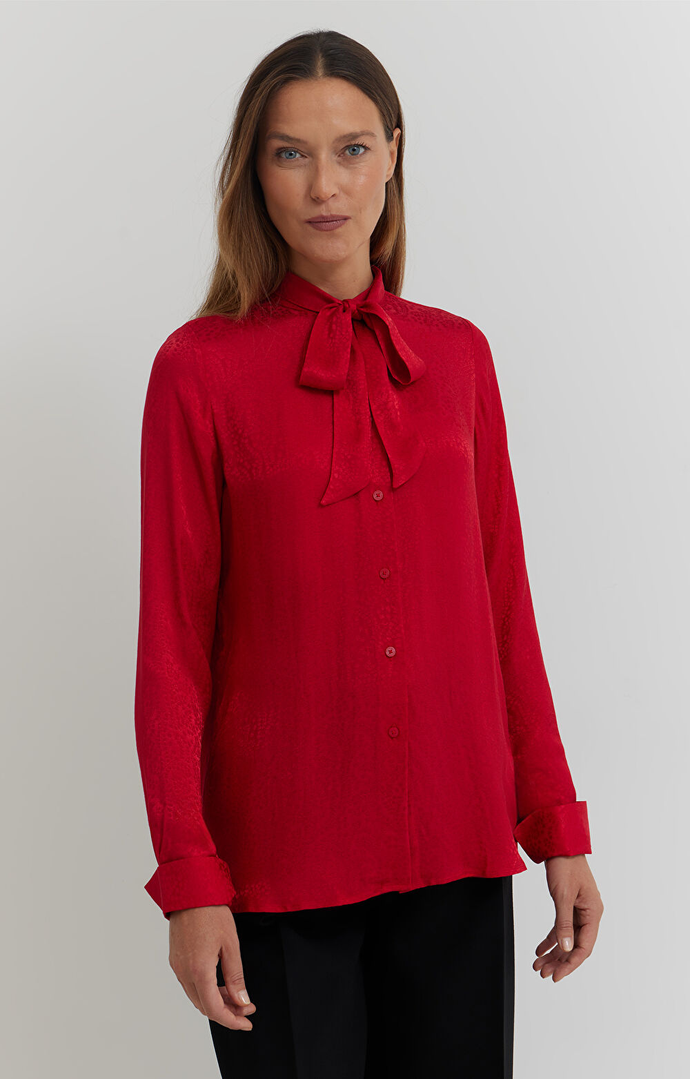 Koszula z żakardowej wiskozy z wiązaniem - 3