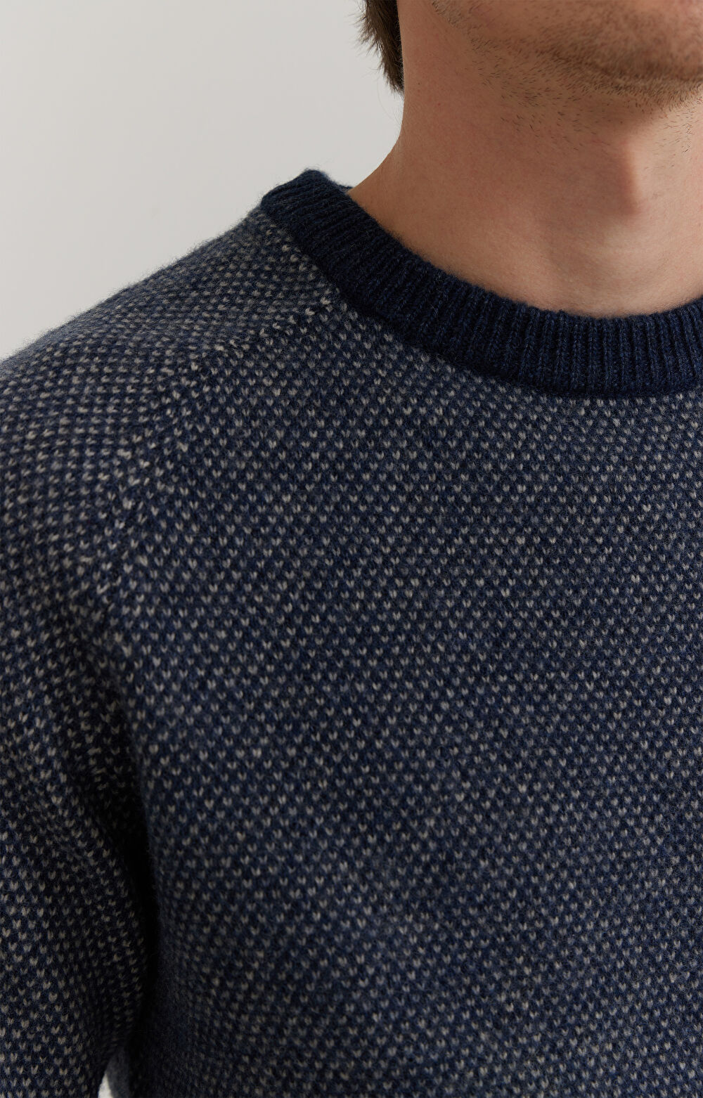 Casualowy sweter z wełną - 5