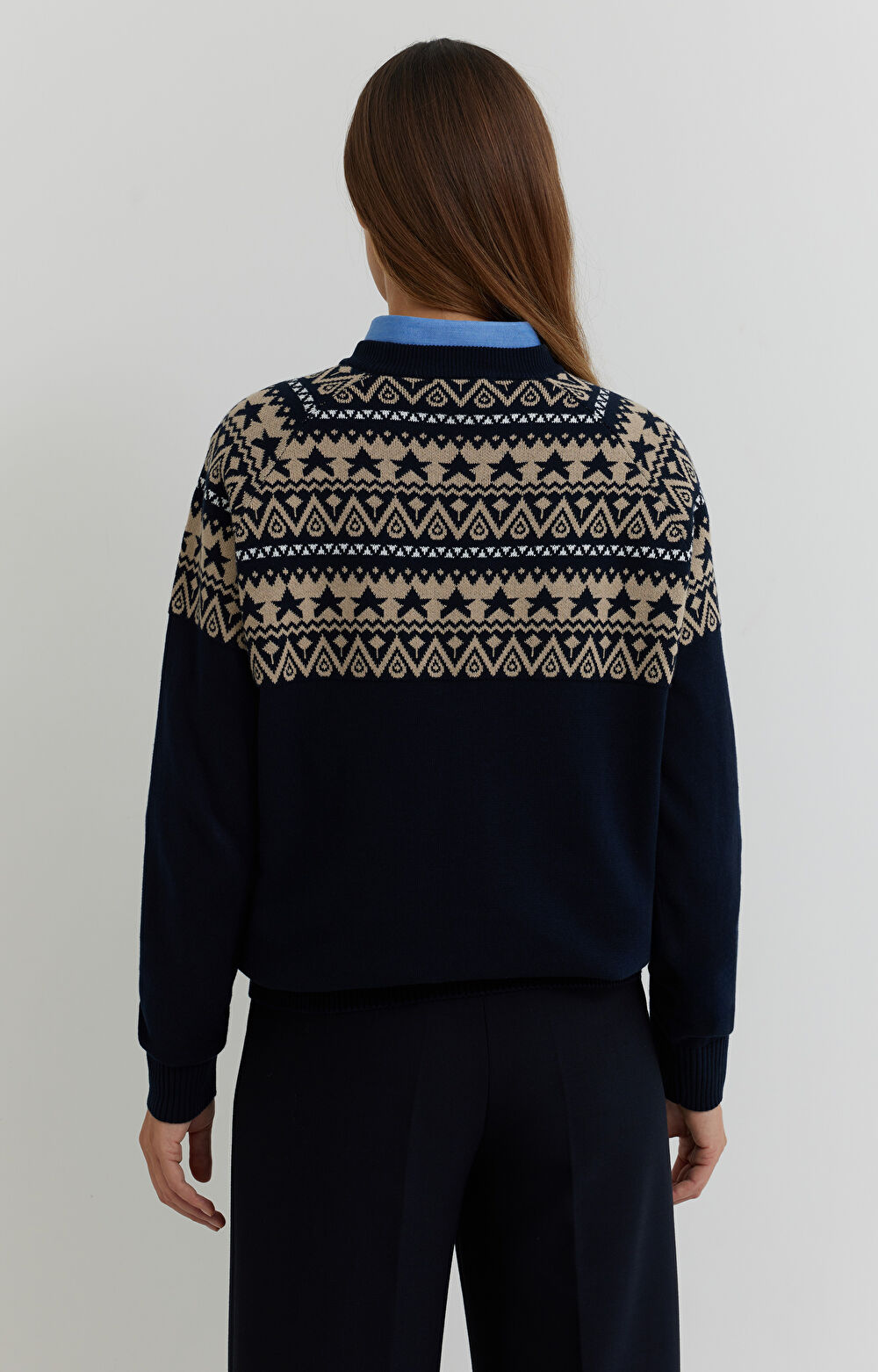 Sweter z bawełny z geometrycznym nadrukiem - 5