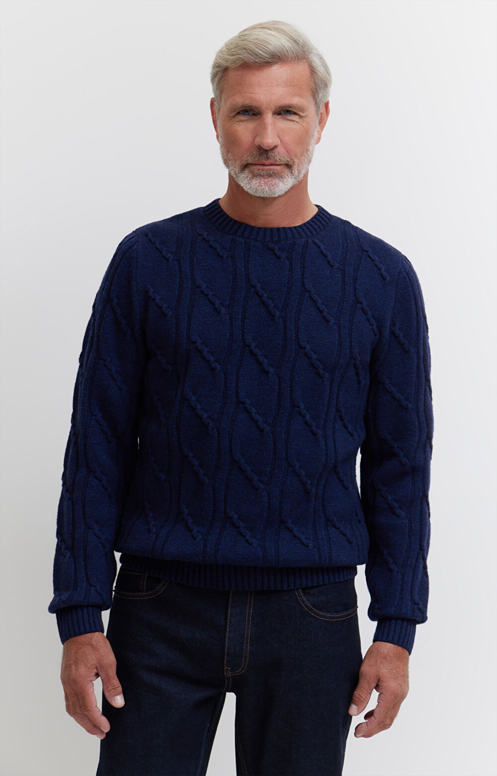 Sweter z wełną w warkoczowy splot - 3