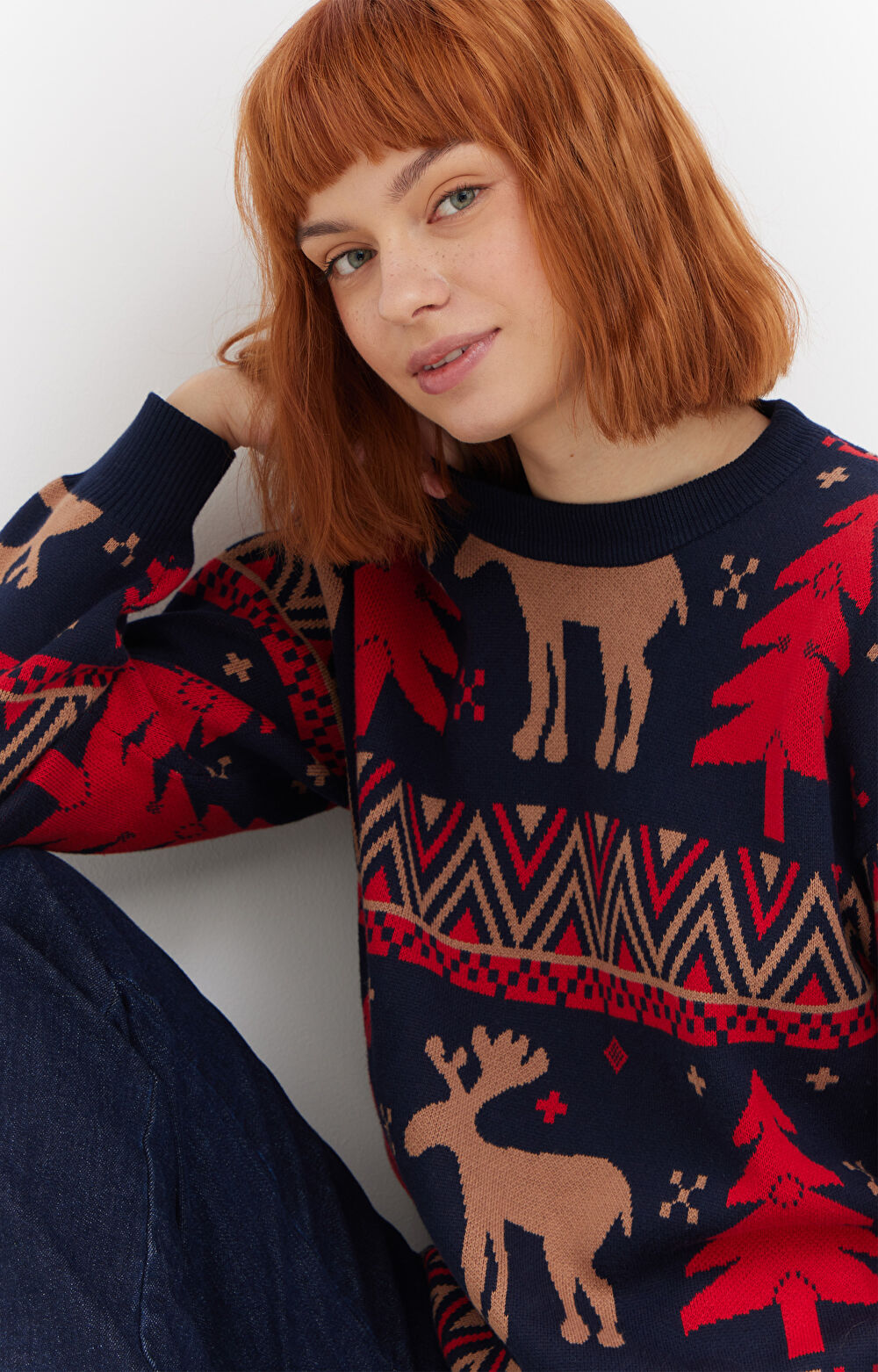 Sweter z bawełny organicznej w świąteczny wzór