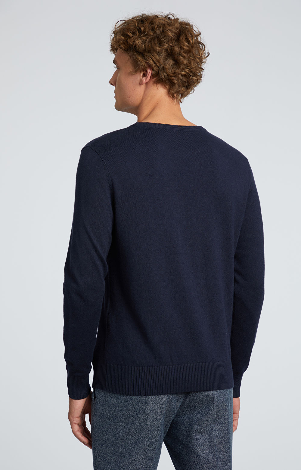 Gładki sweter - 4