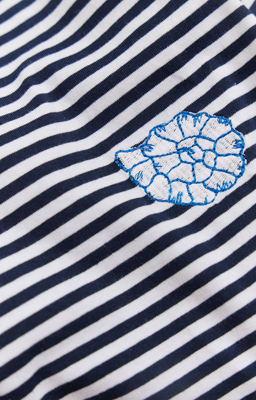 T-shirt w paski z merceryzowanej z haftem - 7