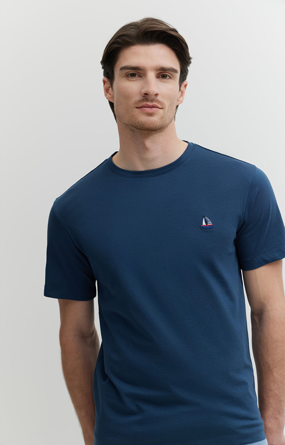 T-shirt z bawełny merceryzowanej z haftem