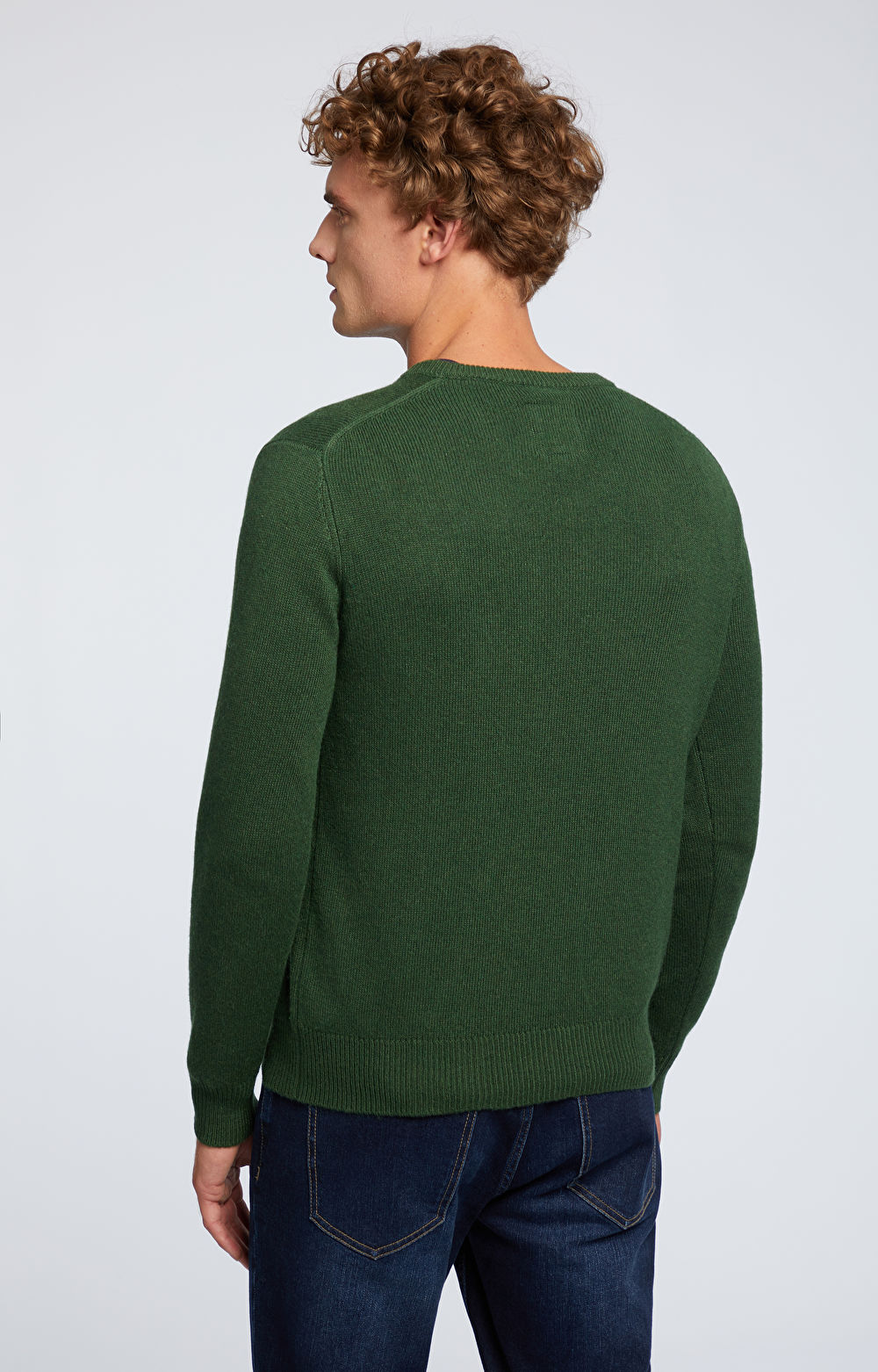 Sweter z wełną