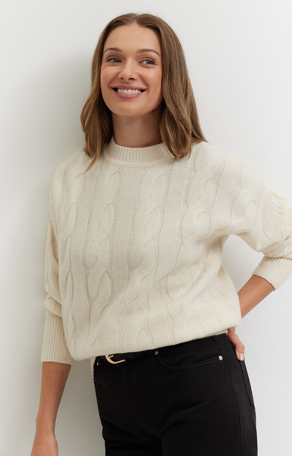 Sweter z wełny merino z warkoczowym splotem - 5