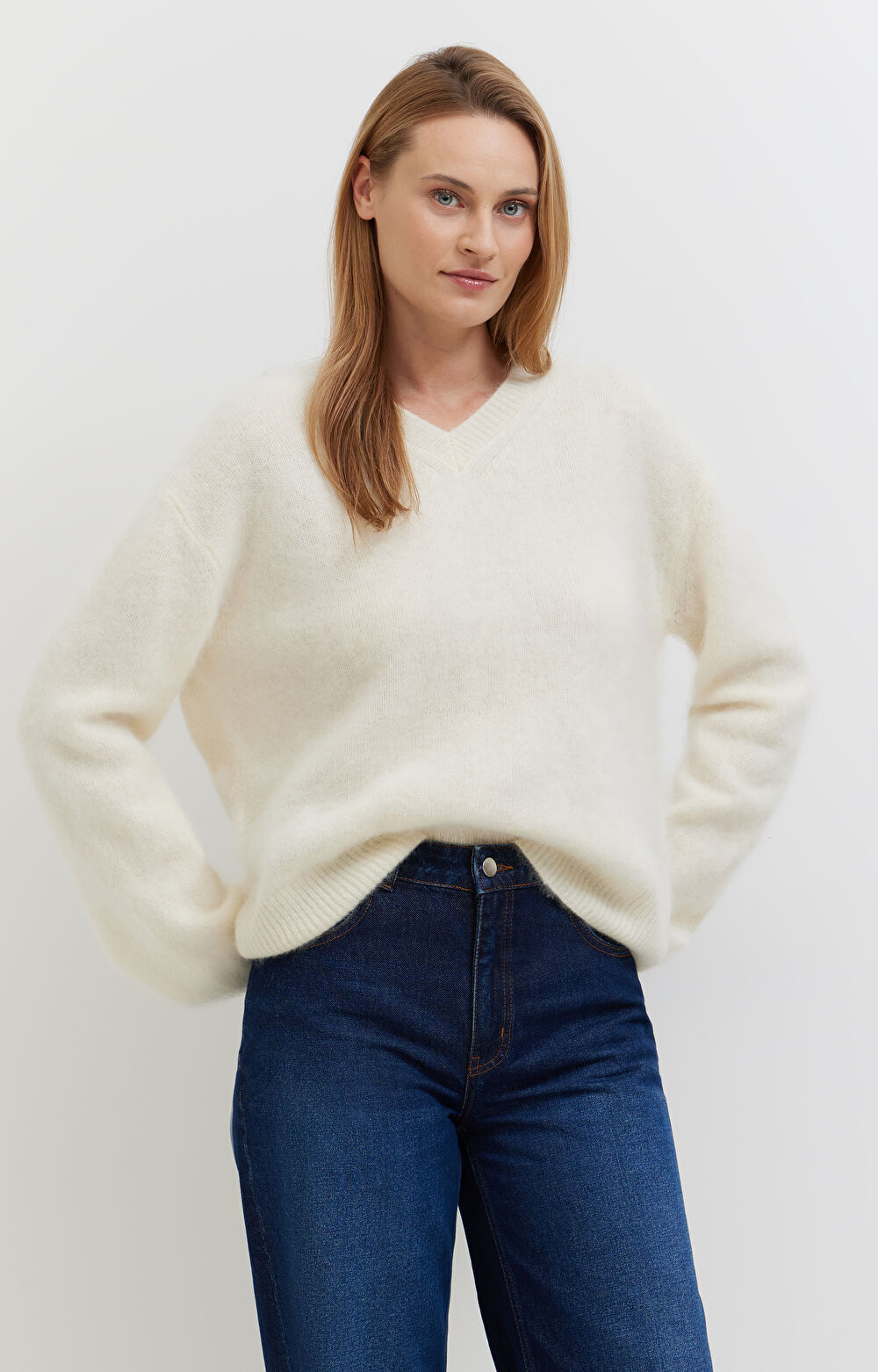 Sweter z puchatej wełny - 3