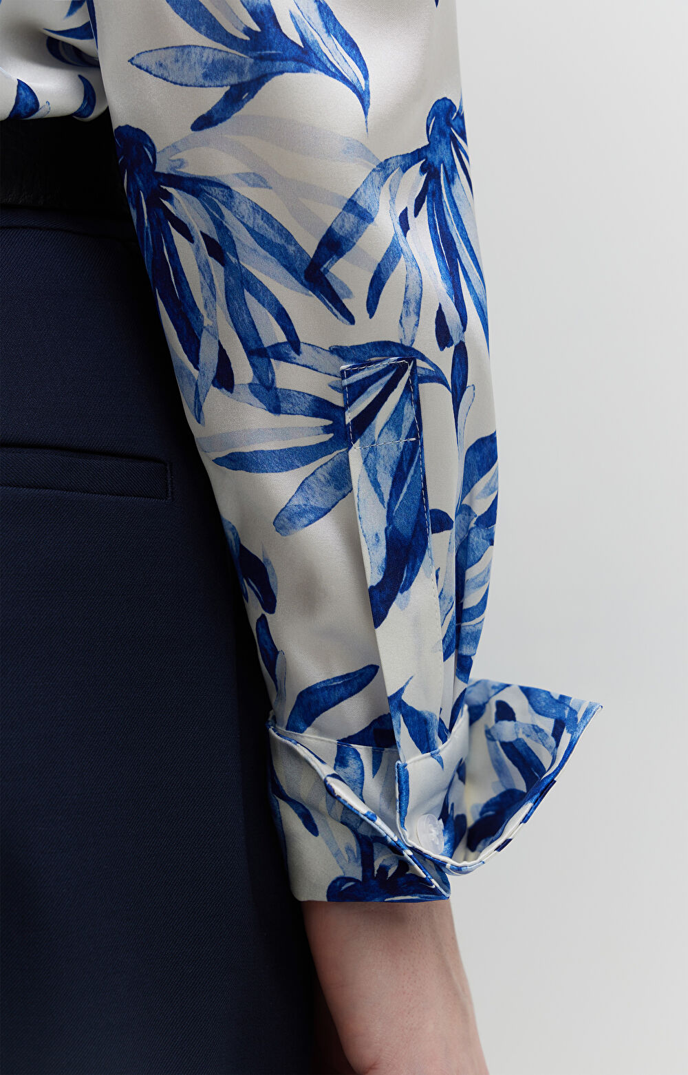 Koszula z jedwabiu w kwiaty - 4