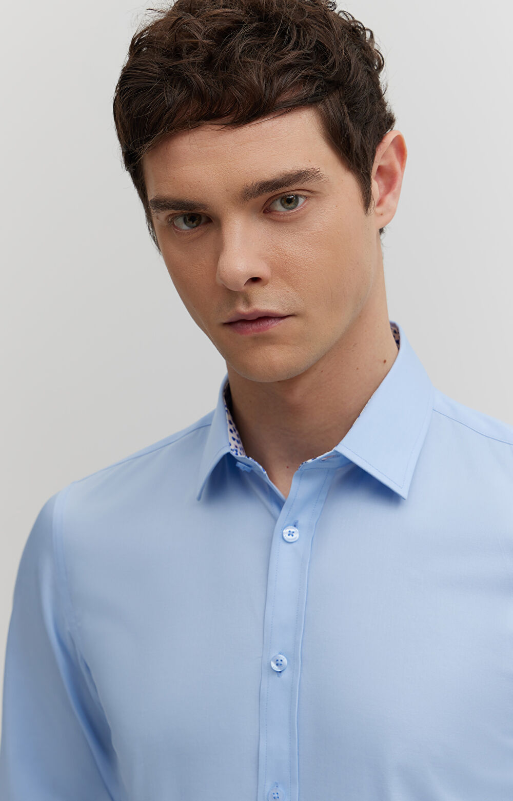 Koszula z diagonalu z kontrastem - 6