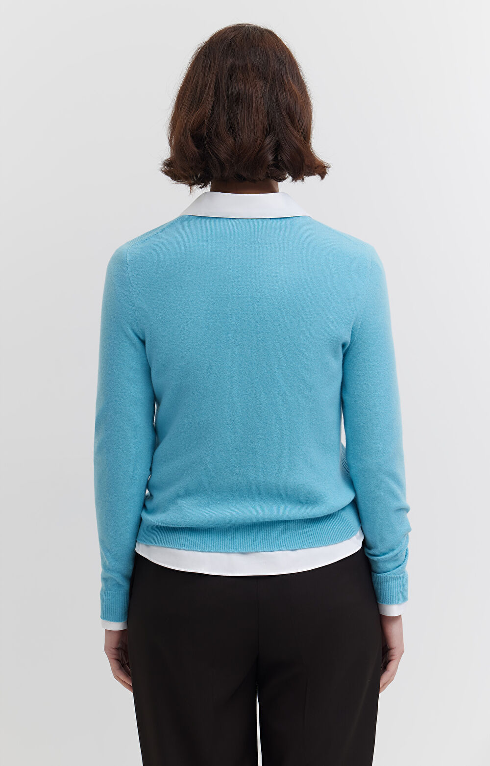 Sweter v-neck z wełny merino - 3