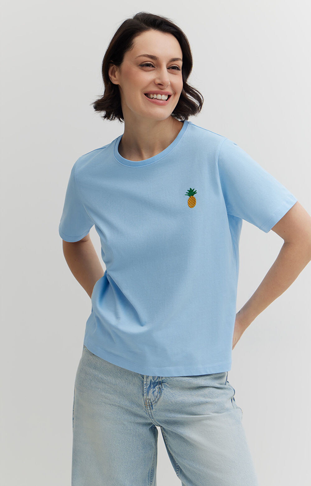 T-shirt z haftem z bawełny merceryzowanej