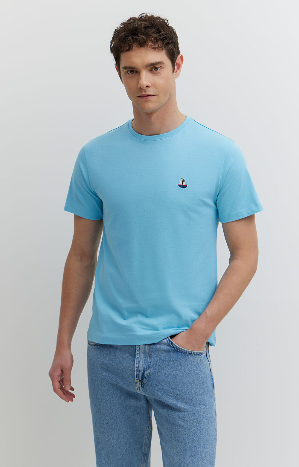 T-shirt z bawełny merceryzowanej z haftem