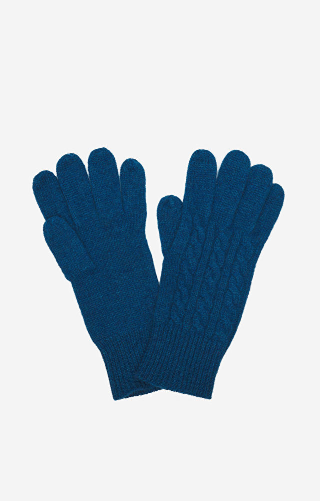 Niebieskie rękawiczki