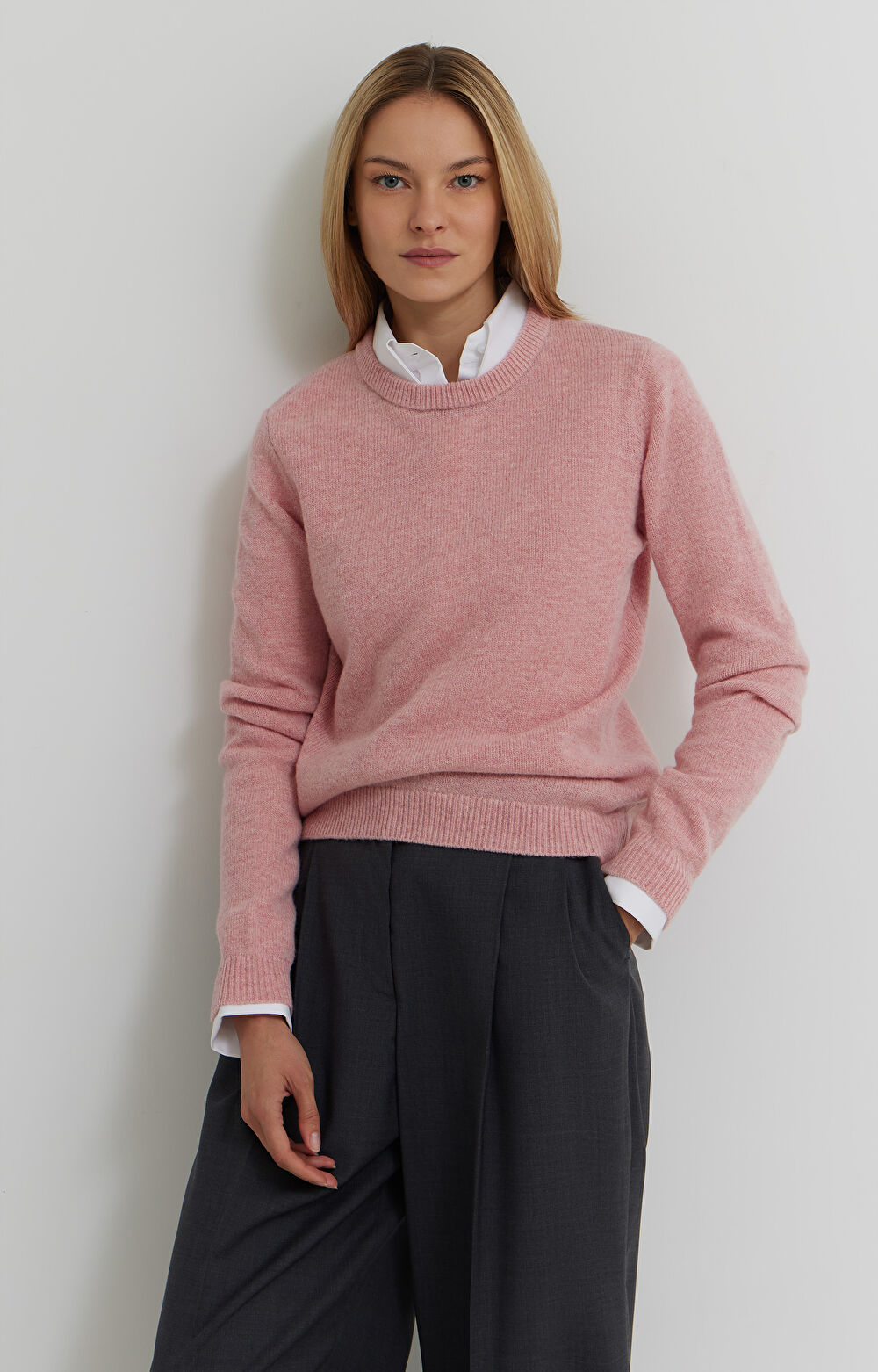 Melanżowy sweter z wełny