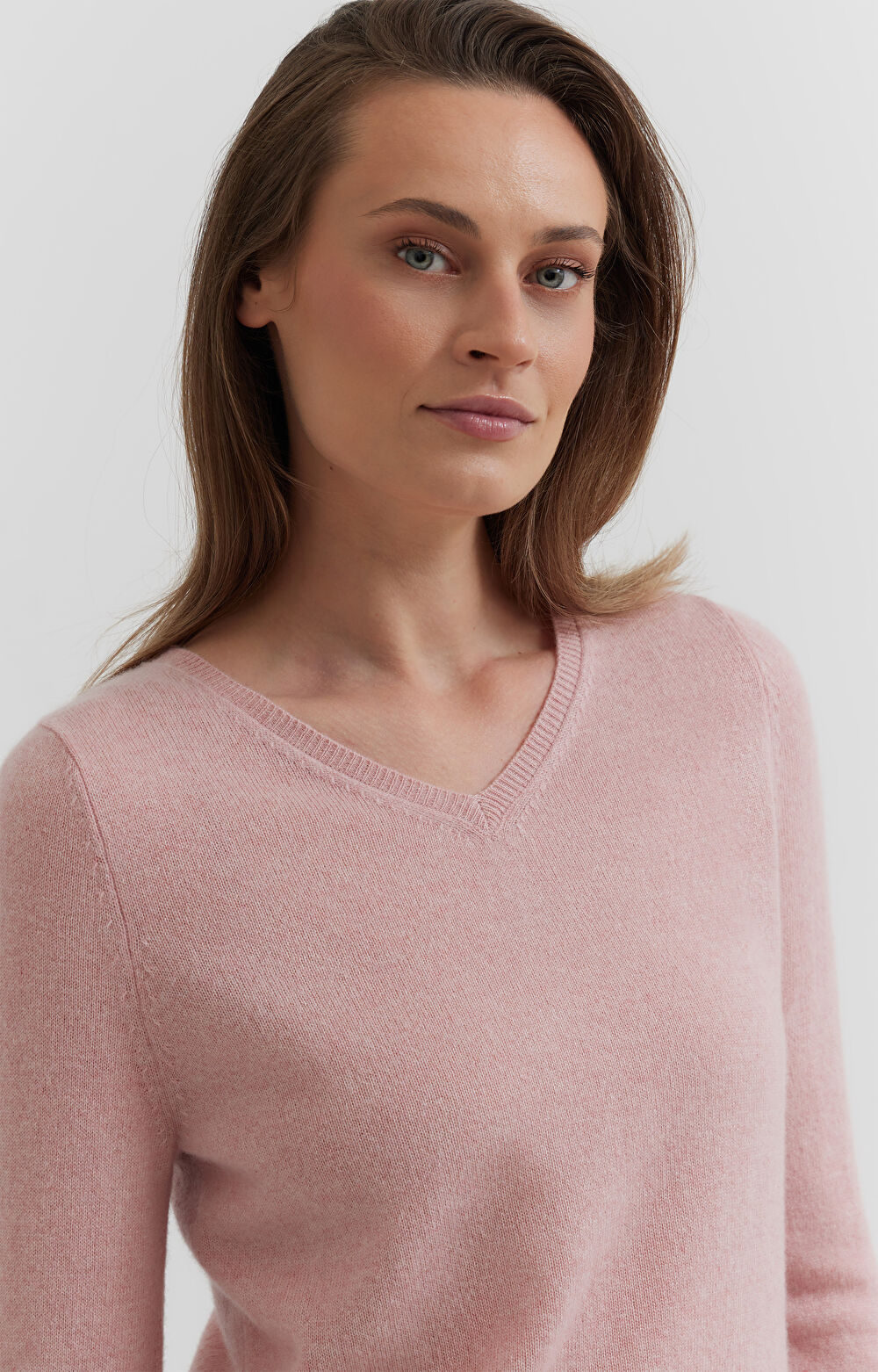 Sweter v-neck z kaszmiru - 5