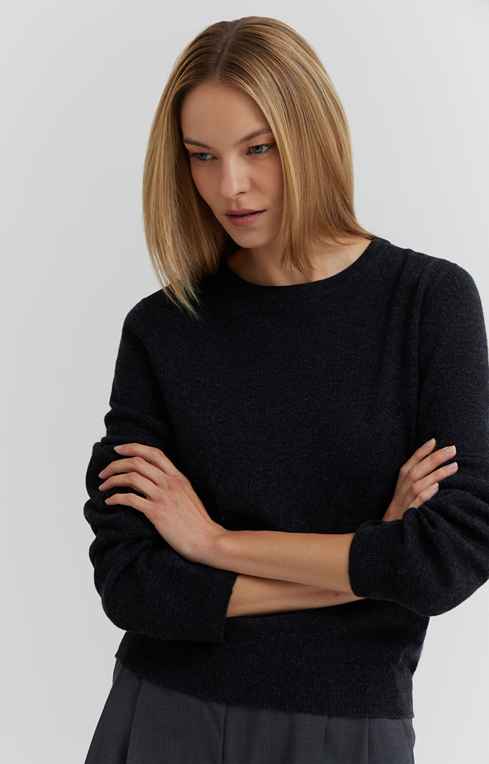 Sweter z melanżowej wełny merino - 5