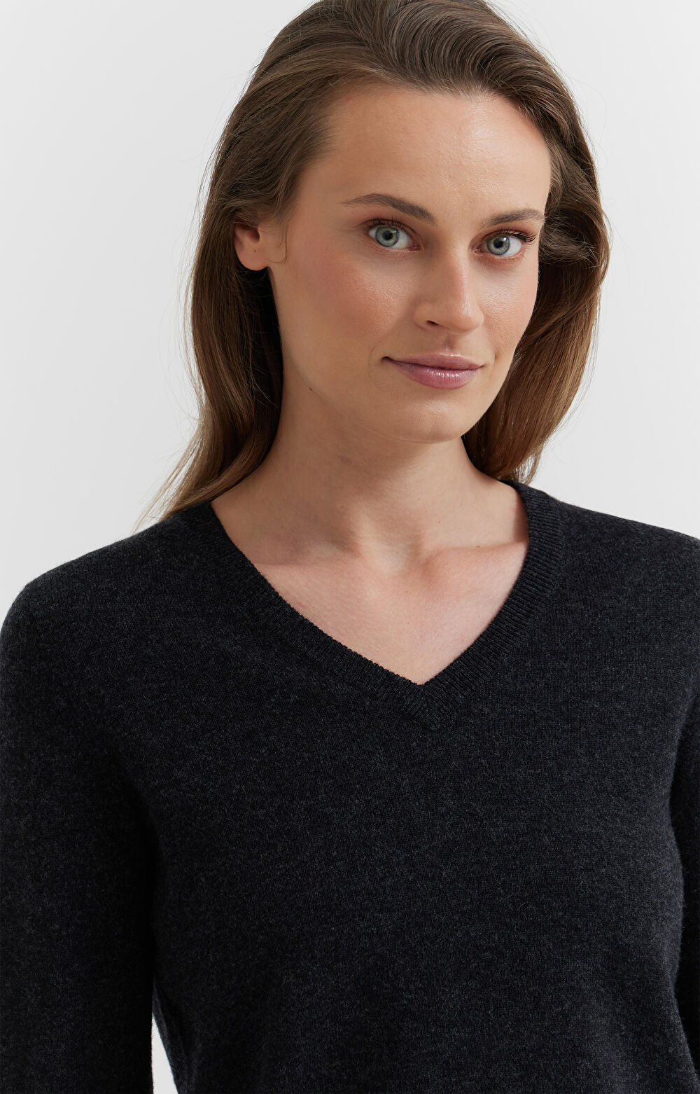 Sweter v-neck z melanżowej wełny merino - 5