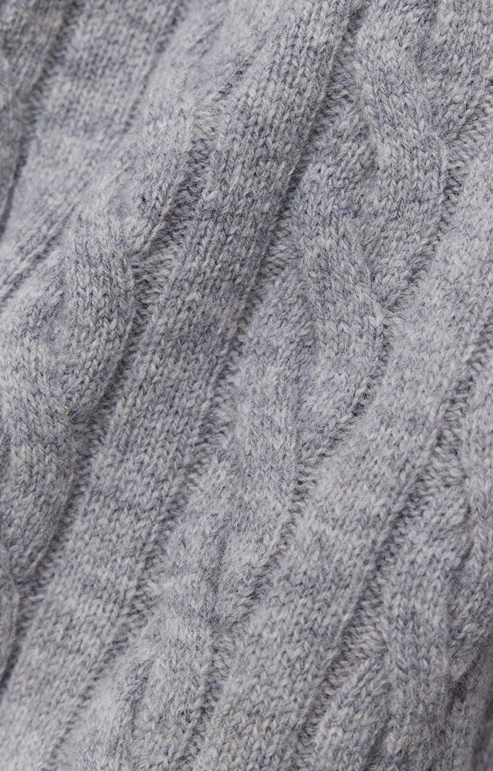 Sweter z wełny w warkoczowy splot - 9