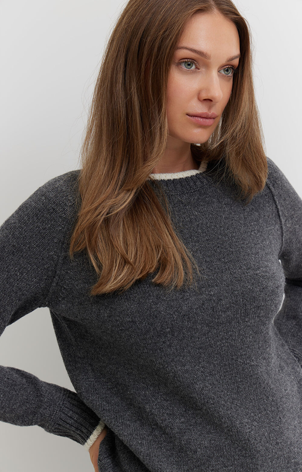 Melanżowy sweter z wełny - 5