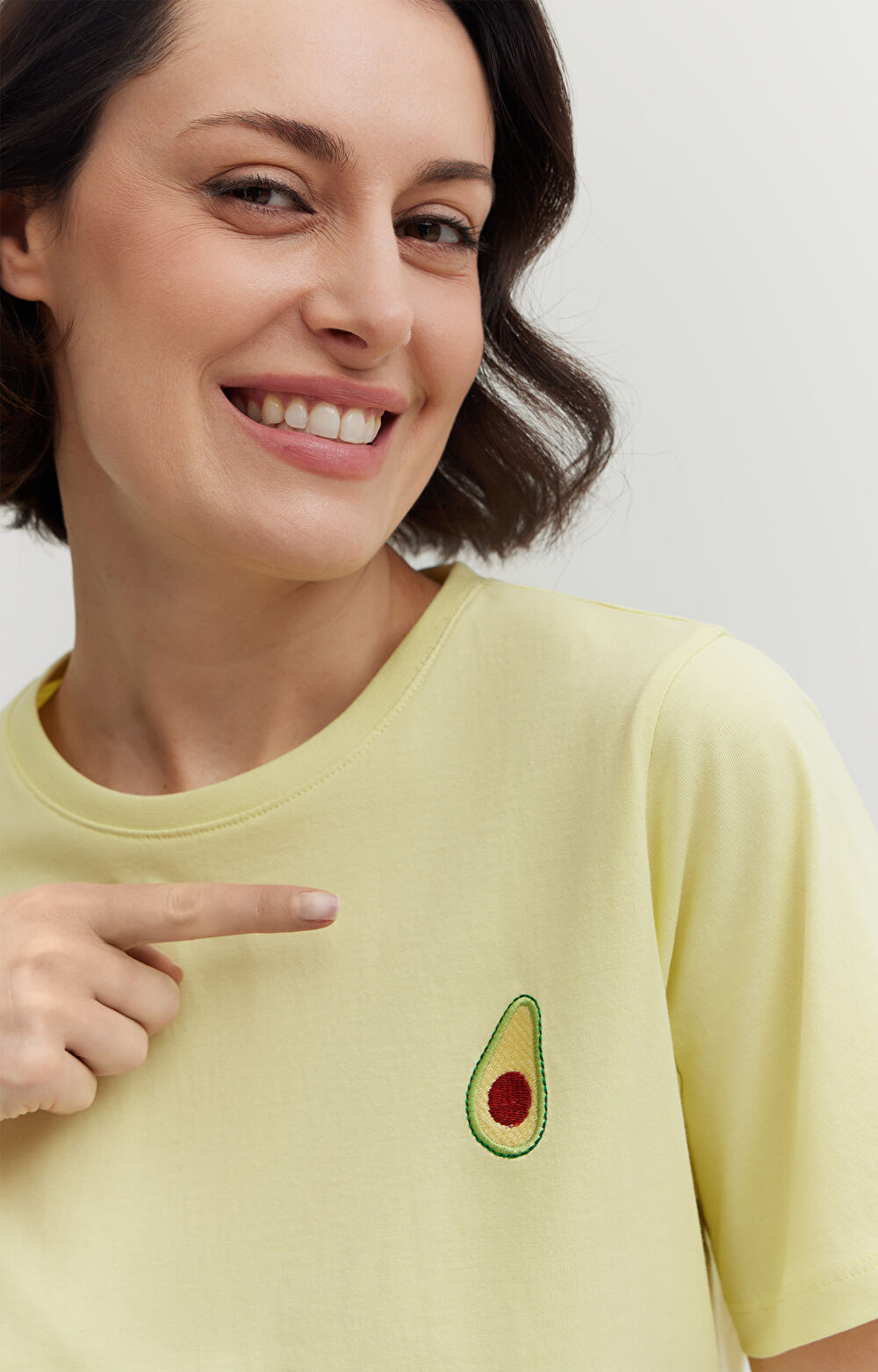 T-shirt z haftem z bawełny merceryzowanej - 4