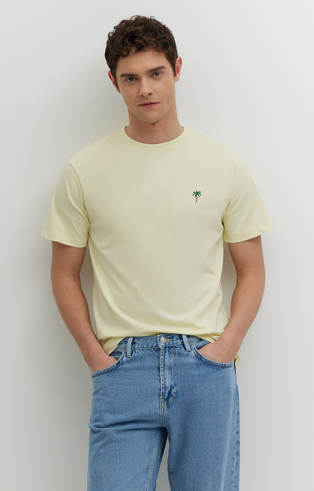 T-shirt z bawełny merceryzowanej z haftem