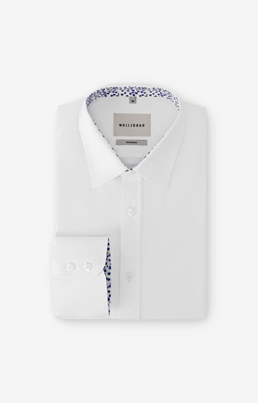 Koszula z diagonalu z kontrastem