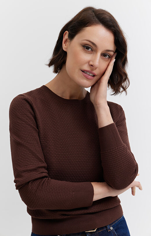 Sweter strukturalny z wiskozą LENZING™ EcoVero™