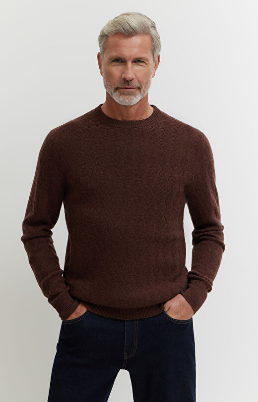 Sweter w romby z wełny merino